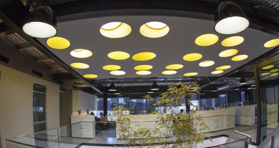 con Solatube®: fabbriche, uffici, luoghi pubblici 